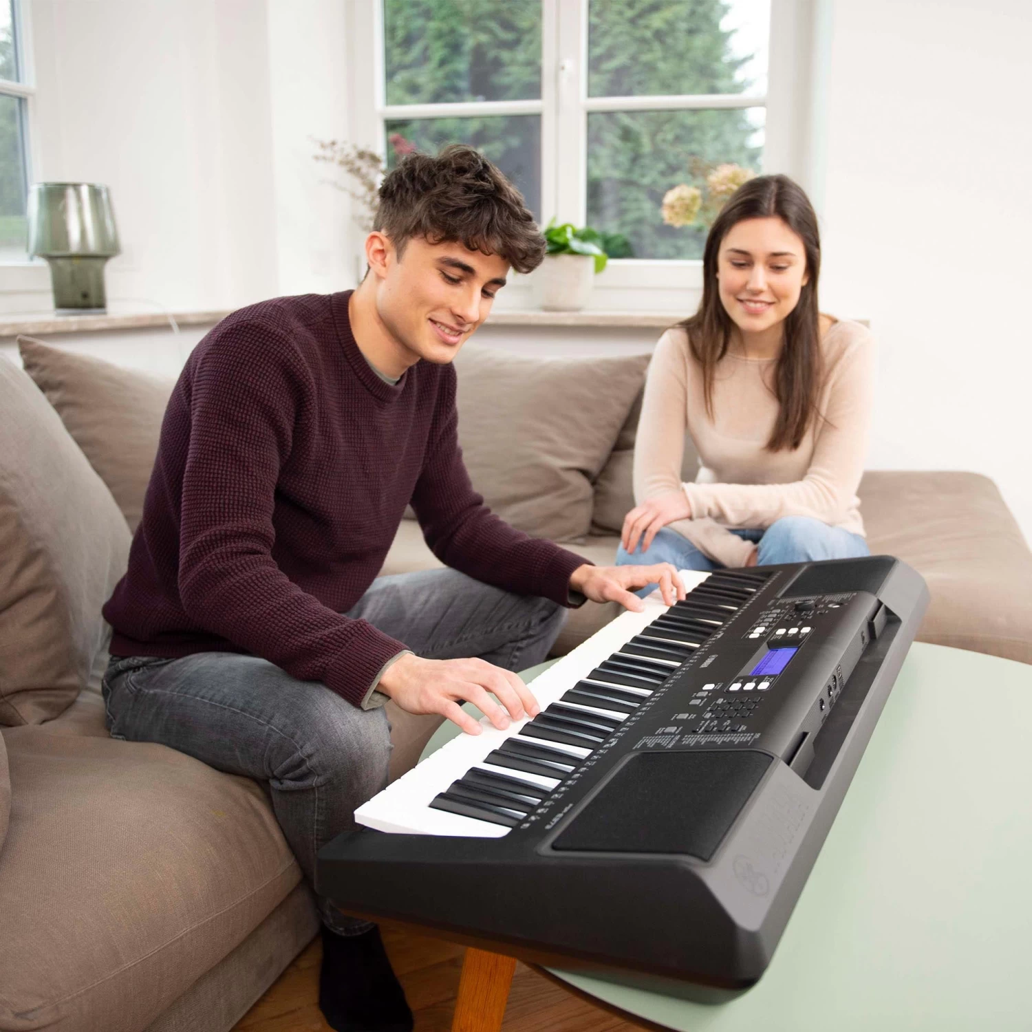 Yamaha PSRE373 Portable Keyboard With Remote Music Lesson - Image 6