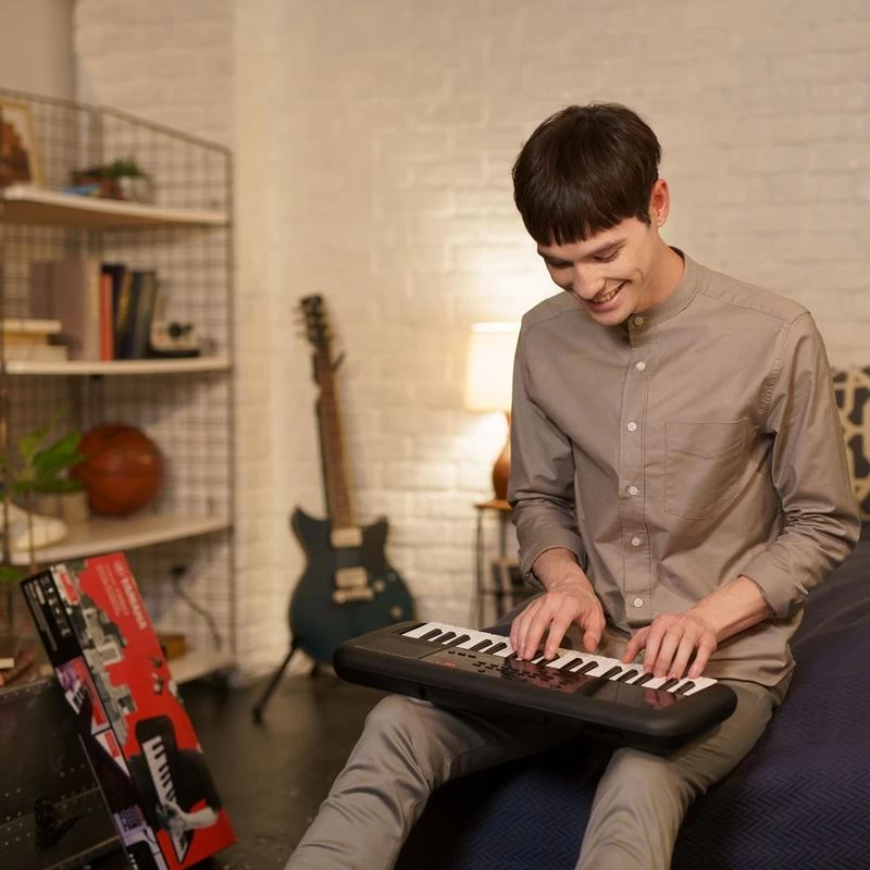 Yamaha PSS-A50 Mini Key Portable Keyboard - Image 6