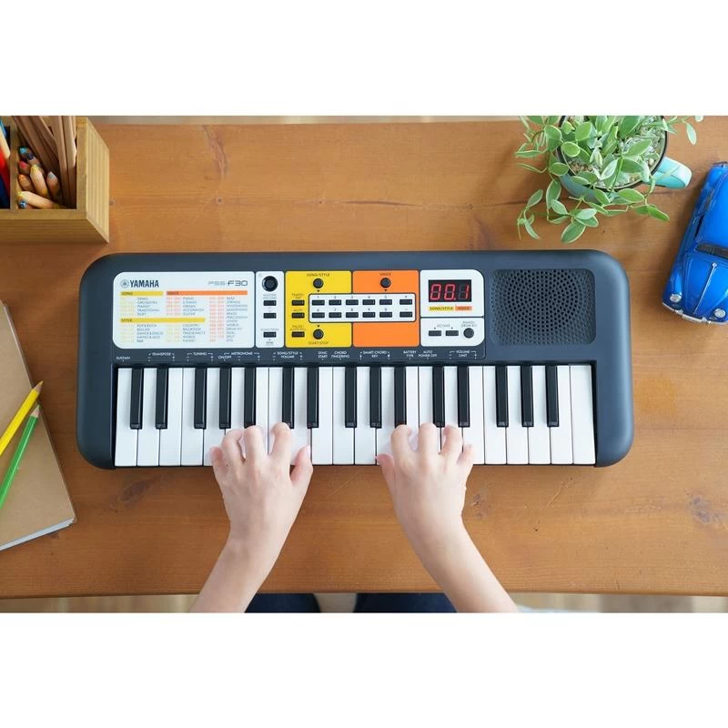 Yamaha PSS-F30 Mini Key Portable Keyboard - Image 5