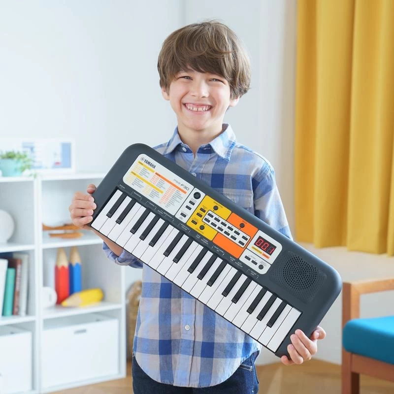 Yamaha PSS-F30 Mini Key Portable Keyboard - Image 8