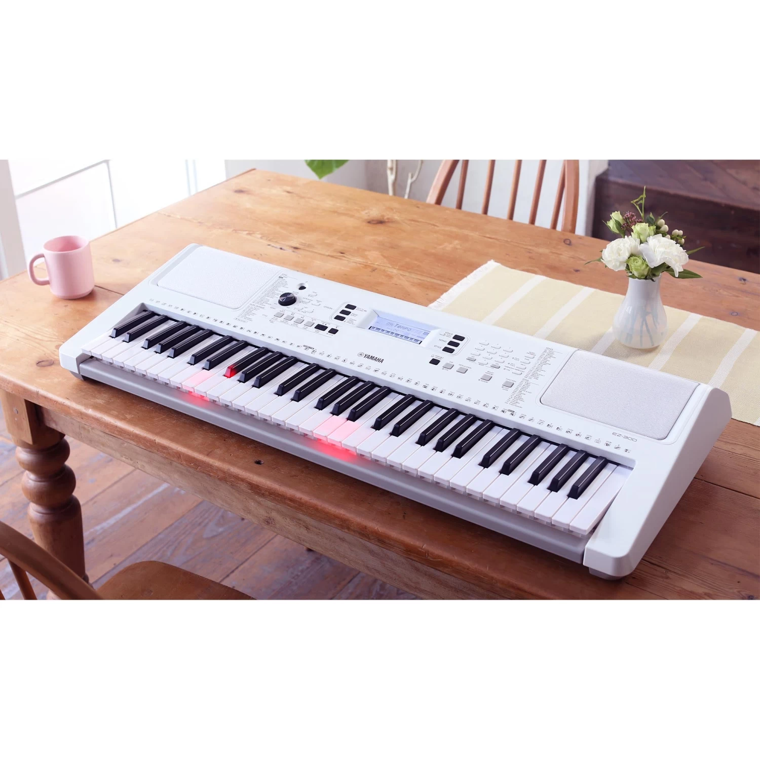 Yamaha EZ300 Light Up Keyboard - Image 8