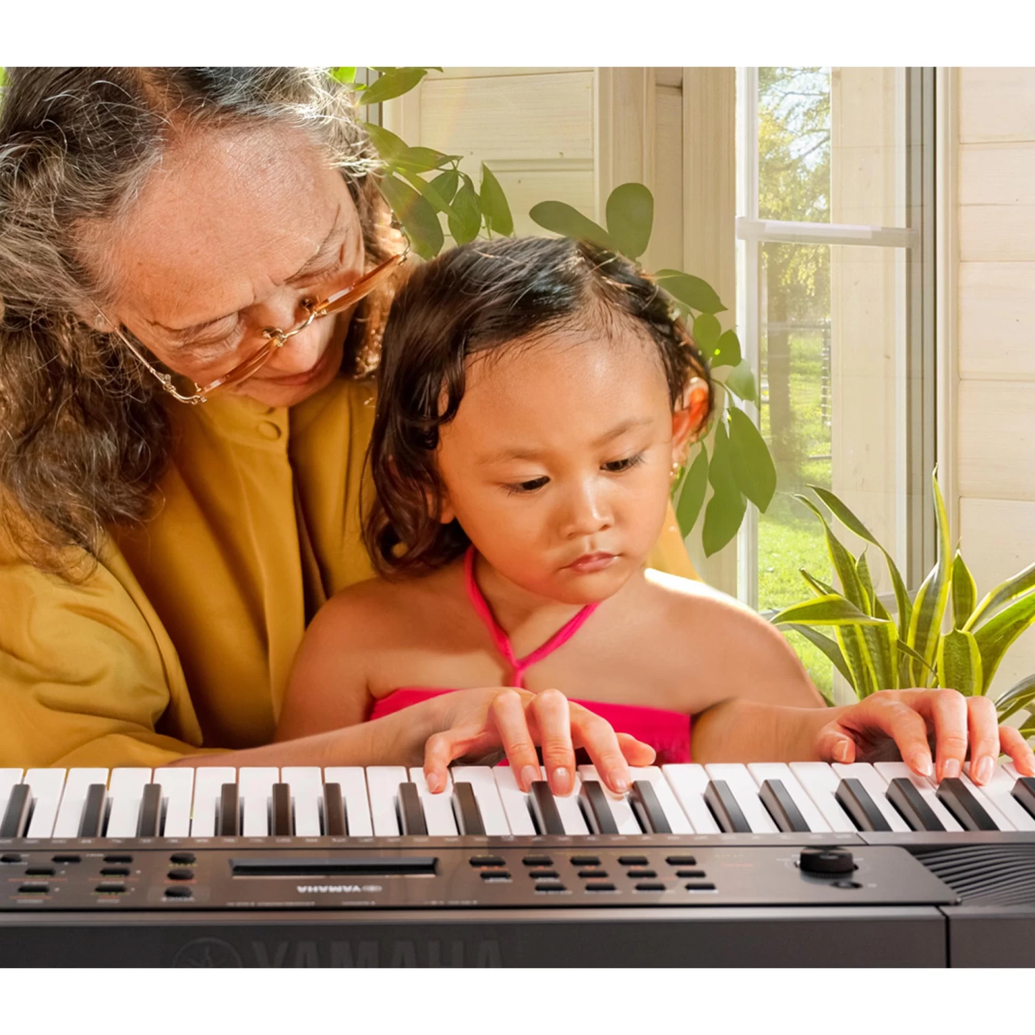 Yamaha PSR-E283 Portable Keyboard Package - Image 4